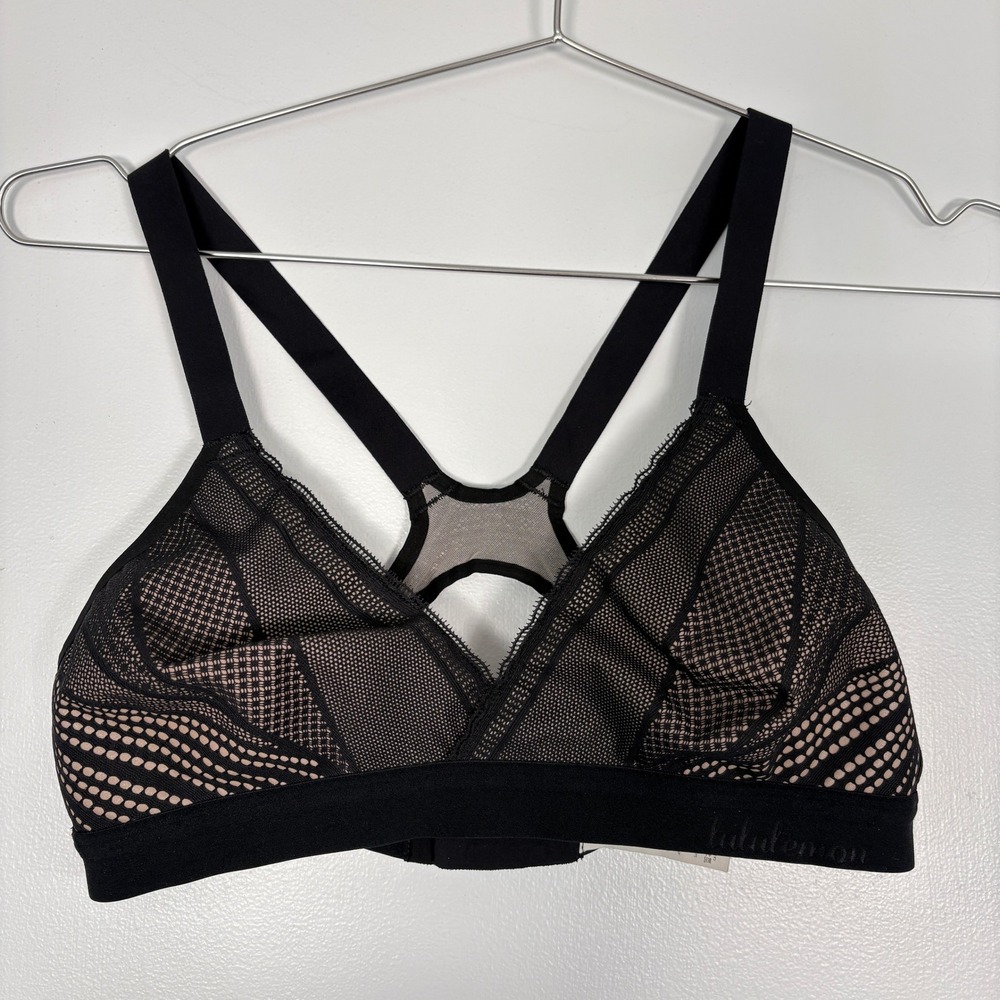 Lululemon Womens Bra Size 34B Black Awake To Lace Geometric Mesh Racerback Hook